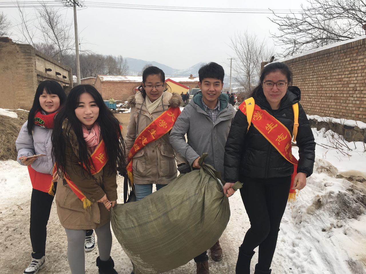 2107296023.jpg 2107296023.jpg